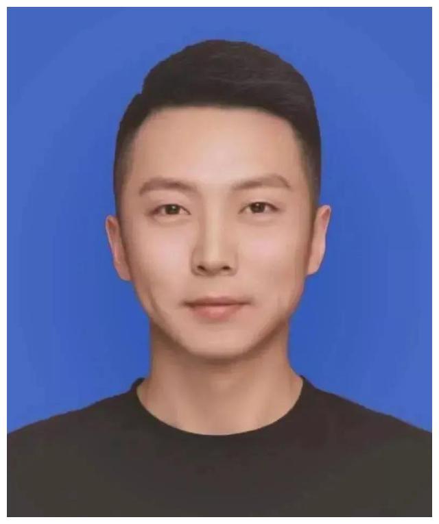 最新好看的官场小说，权力与荣耀的交织